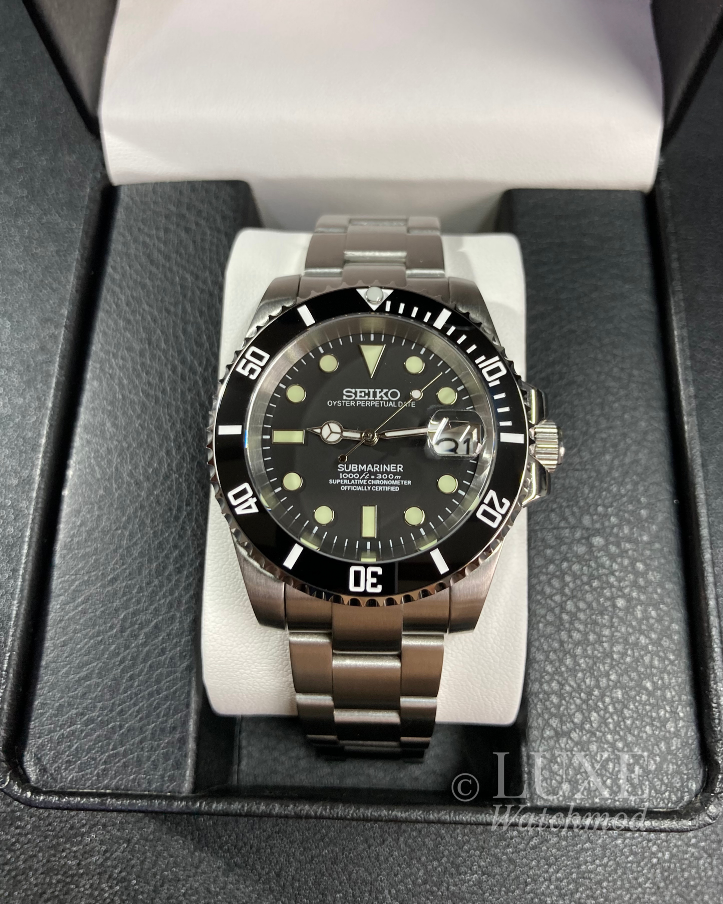 SUBMARINER BLACK