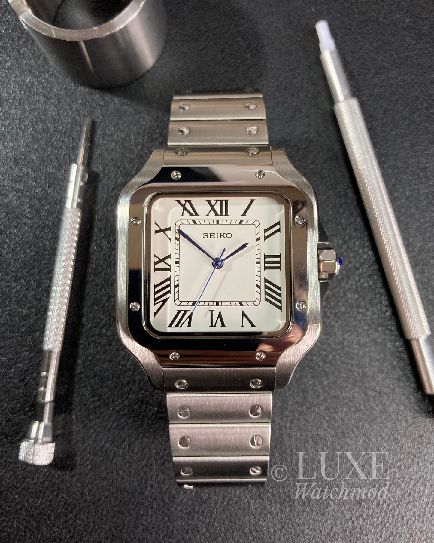ROMAN WHITE DIAL