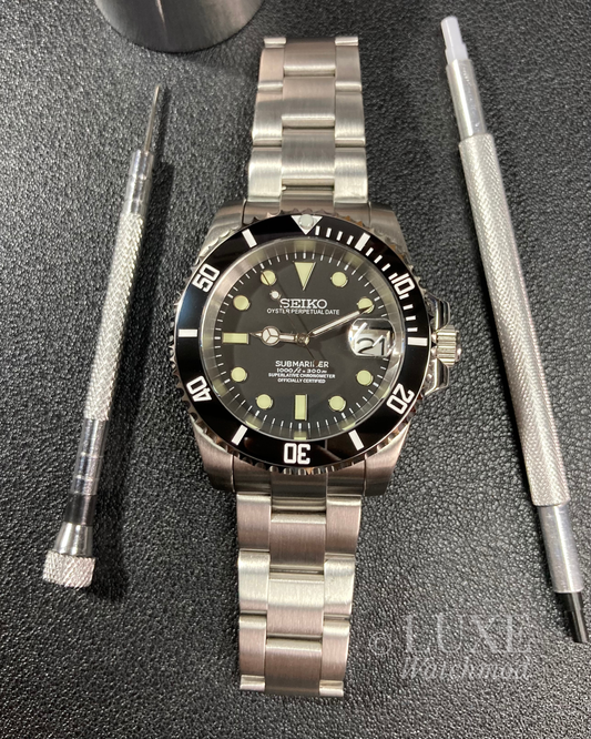 SUBMARINER BLACK